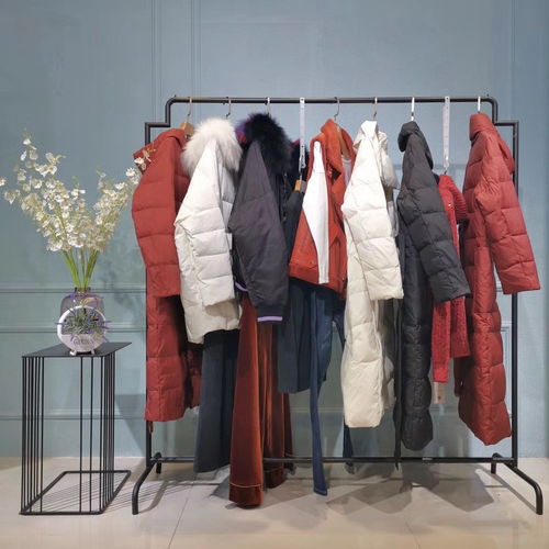 3元服装批发 例外女装尾货的超值机遇